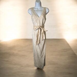 WEDDINGTON WAY Lace Maxi Dress – Size 2